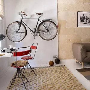 Hotel Petit