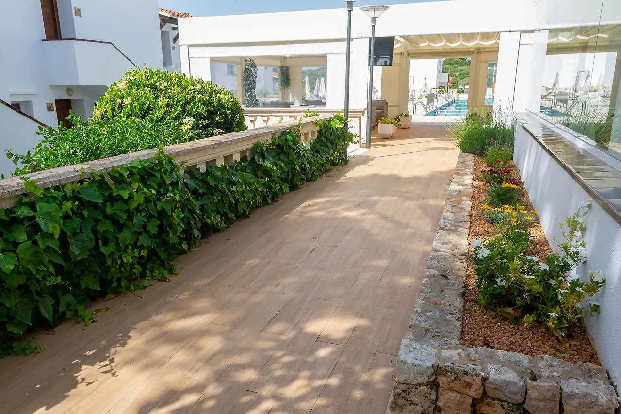 Aparthotel Naranjos Resort Menorca S'Algar